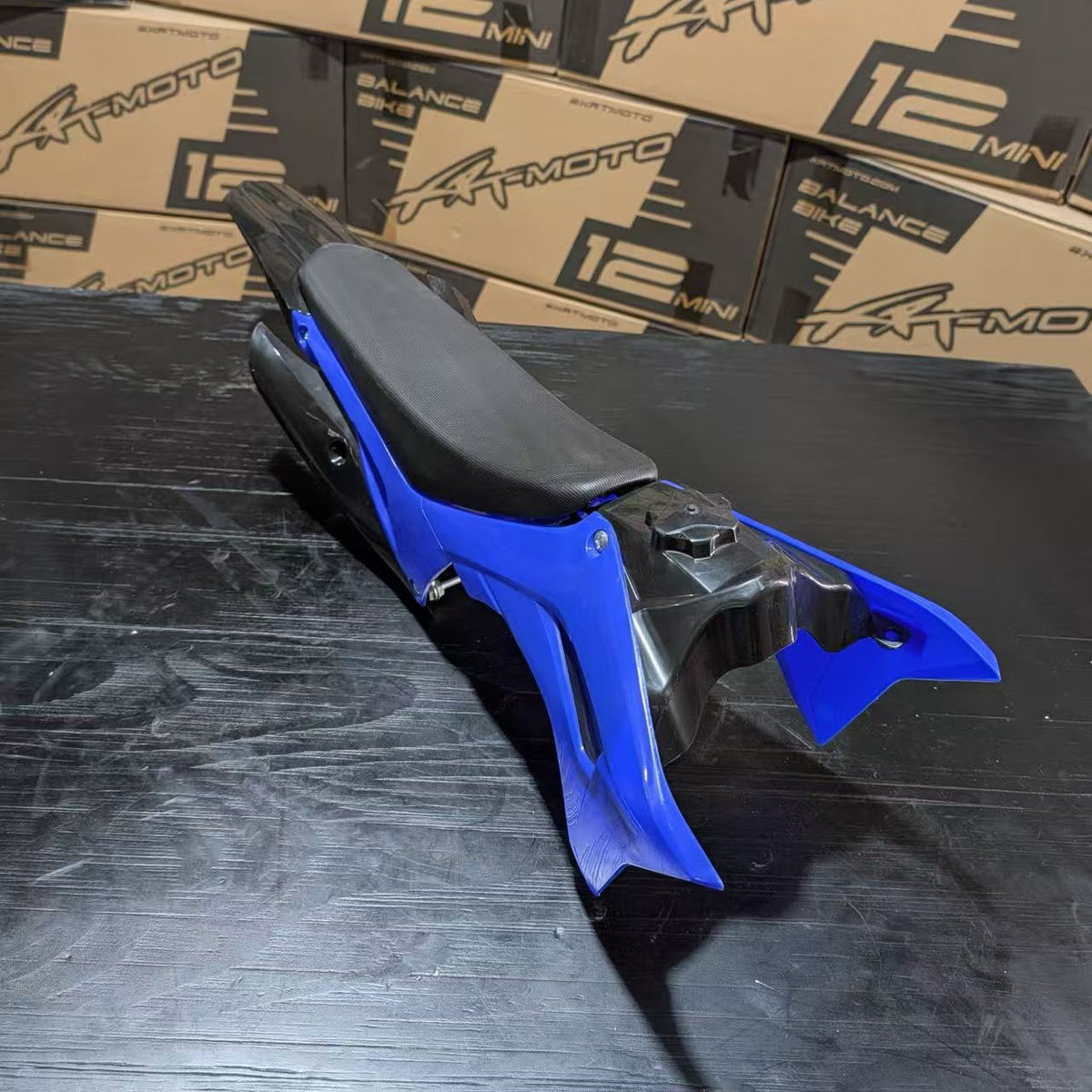 stacyc_plastic_side_panel_16in_16in_black_blue